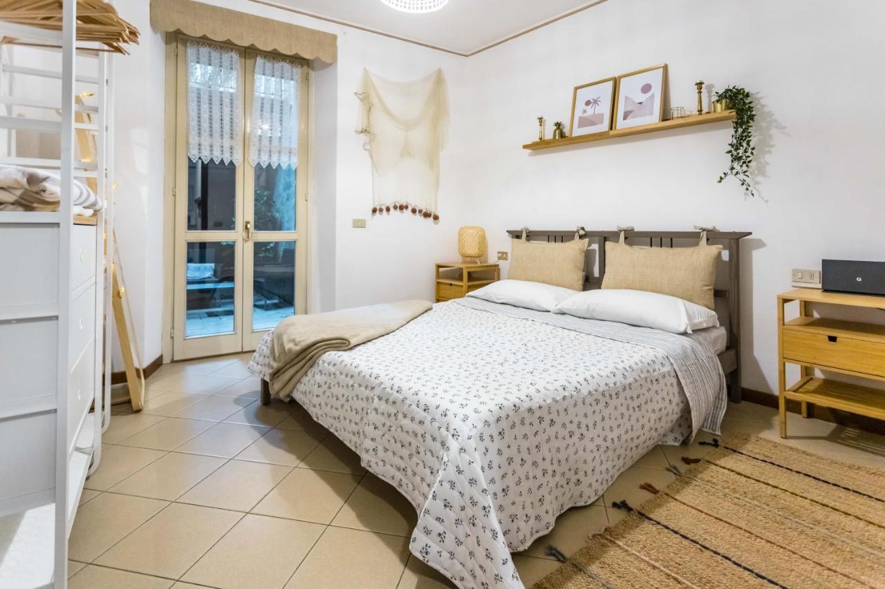Lago Azzurro Apartment Варенна Екстер'єр фото